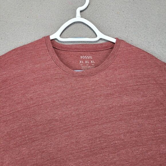 Fossil Shirt Mens Extra Large Red Crew Neck Preppy Basic Minimal Tee - Picture 3 of 10
